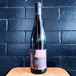 Front label of Hughes & Hughes, Pinot Gris, 750ml